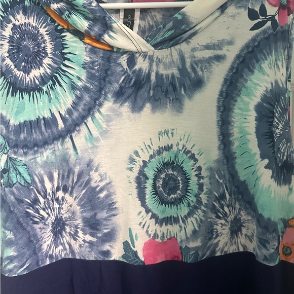 New GLITZY GIRLZ Floral Burst Hooded Tank Top~ 3X - Picture 2 of 3